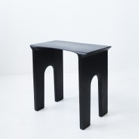 <a href=https://www.galeriegosserez.com/artistes/cober-lukas.html>Lukas Cober</a> - Kuro - tabouret